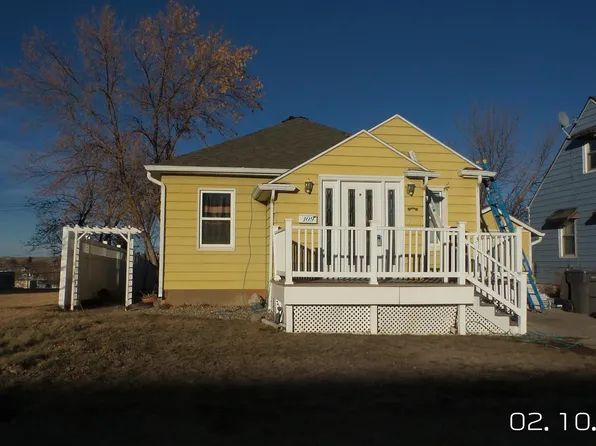 109 1st St S, Shelby, MT 59474