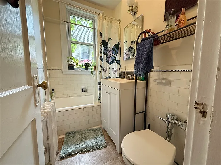 32 Sidlaw Rd #5 — Photo 5