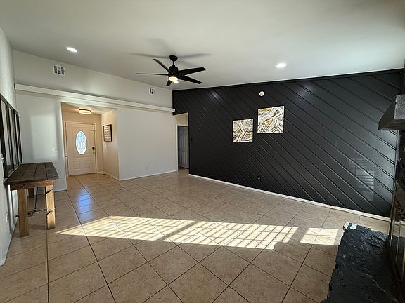 3rd image of 3412 S 136th Ave E