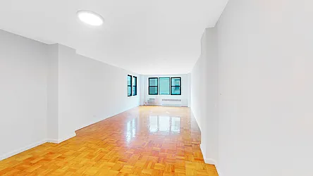 Rented by R New York