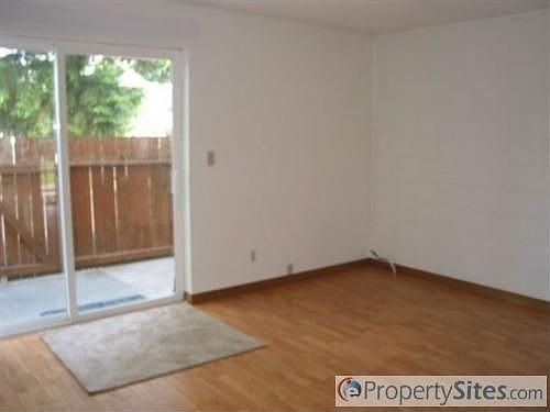 4th image of 4811 S 56th St Unit 3