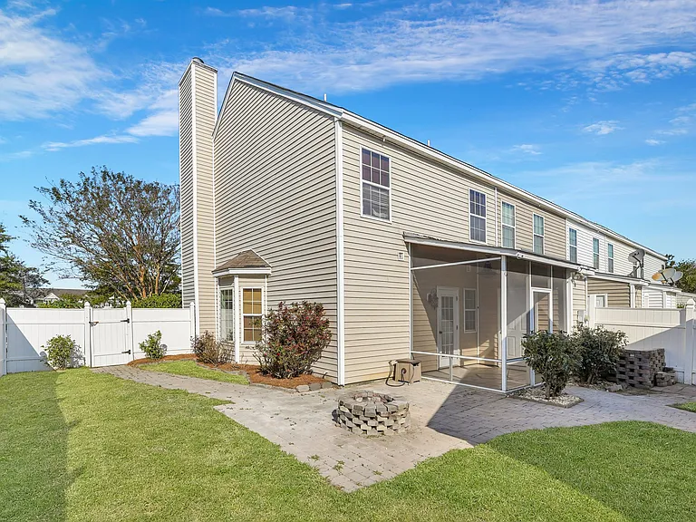 14 Ashleigh Ln — Photo 47