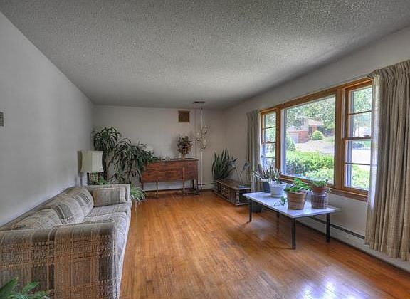 5th image of 5630 W 50th St