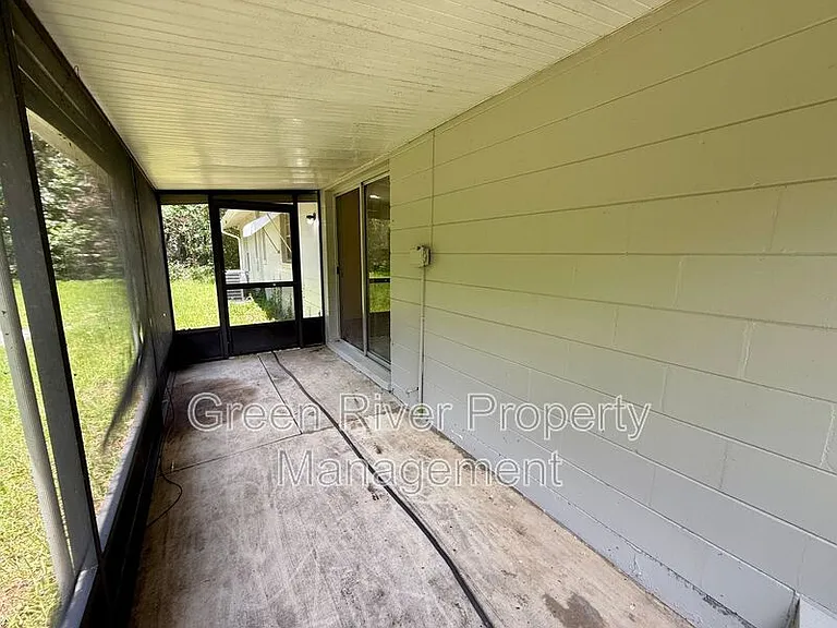 7398 Worthington Rd — Photo 30