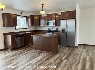 756 35th Ave E, West Fargo, ND 58078