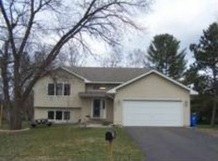 39043 4th Ave, North Branch, MN 55056