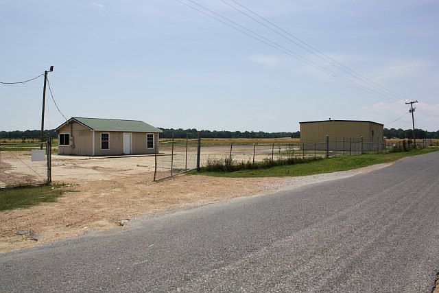 1st image of 5884 Chapel Town Rd