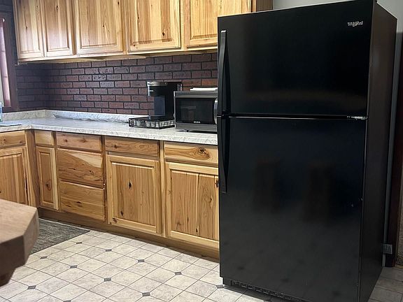 5th image of 540 Cherry Run Rd