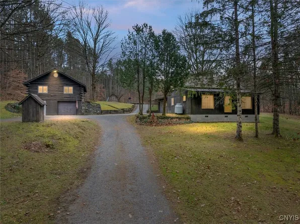 7971 Wood Rd, Holland Patent, NY 13354