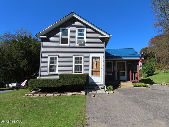 3rd image of 111 Franklin St