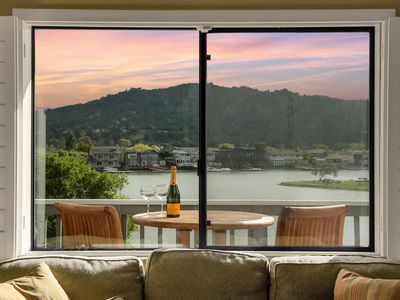 38 Drakes View Circle, Kentfield, CA, 94904