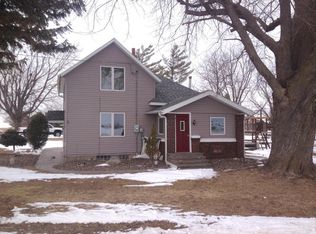 21299 700th Ave, Alden, MN 56009