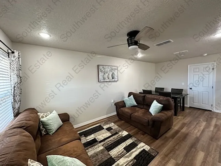 2717 Aldrich Rd — Photo 17