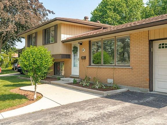 4th image of 64 Warren Rd