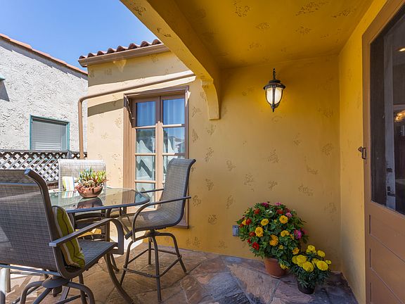 4th image of 204 La Verne Ave