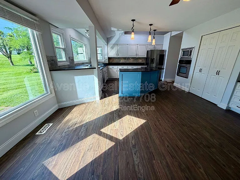 15812 Cedarmill Dr — Photo 5
