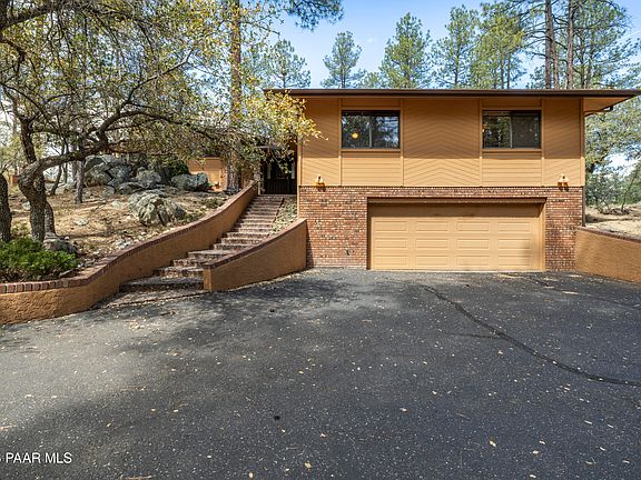 2nd image of 1860 Coyote Rd