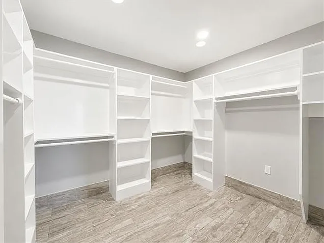 4472 Joycelyn Dr — Photo 19