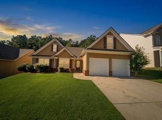 1187 Balvaird Dr, Lawrenceville, GA 30045