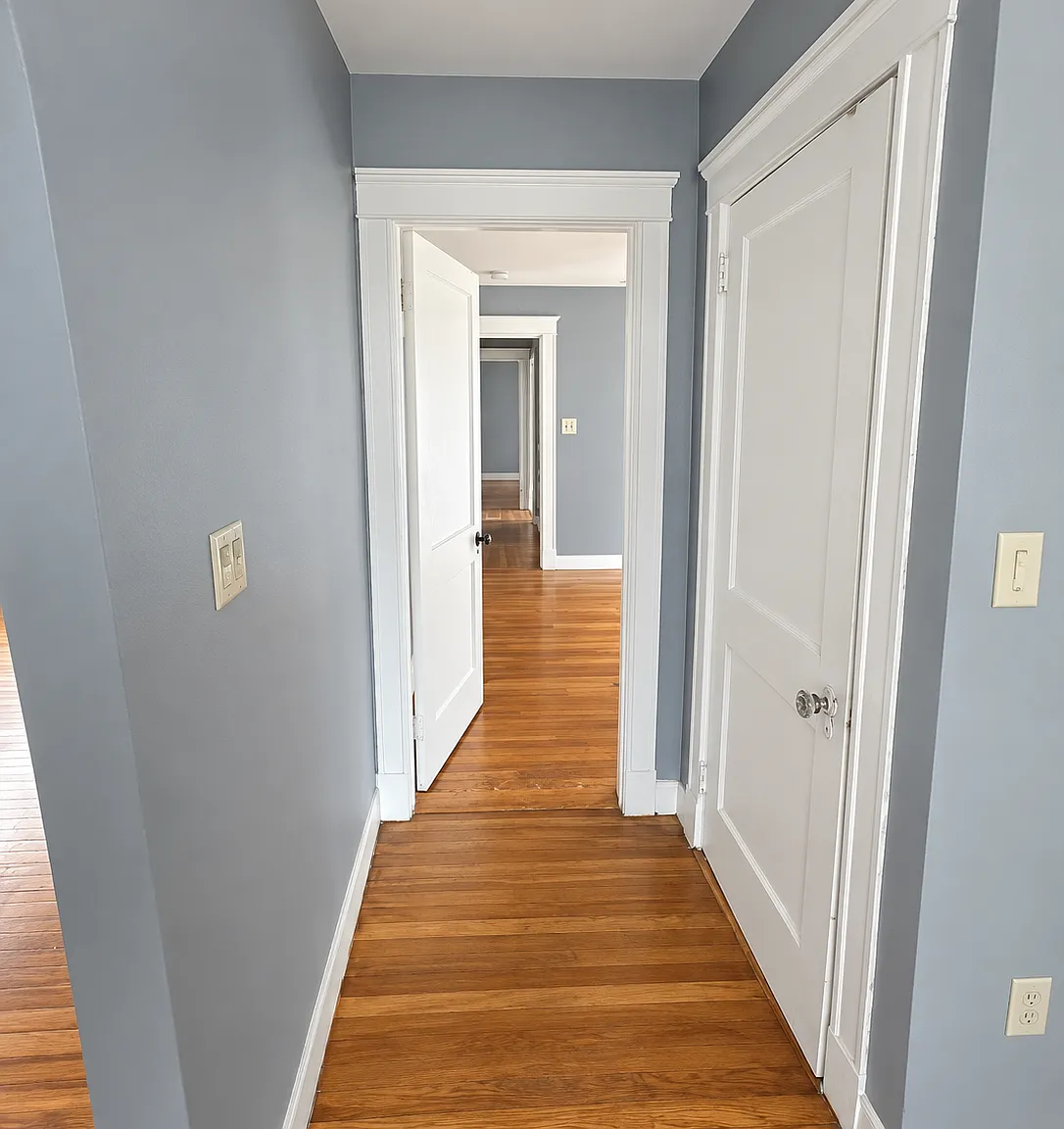 3 bed, 1206 sqft, $3,000 — Photo 2