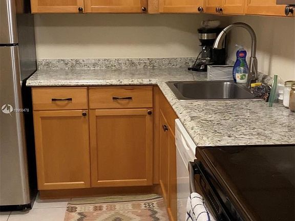 5th image of 3475 N Country Club Dr APT 308