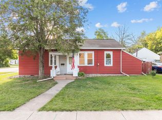 502 Walnut St, Neenah, WI 54956