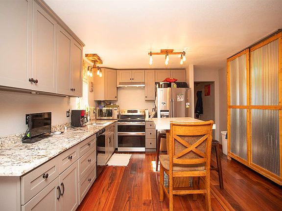 4th image of 93 Mortensen Ln