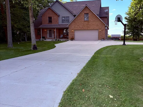8644 Ray Rd, Arcanum, OH 45304