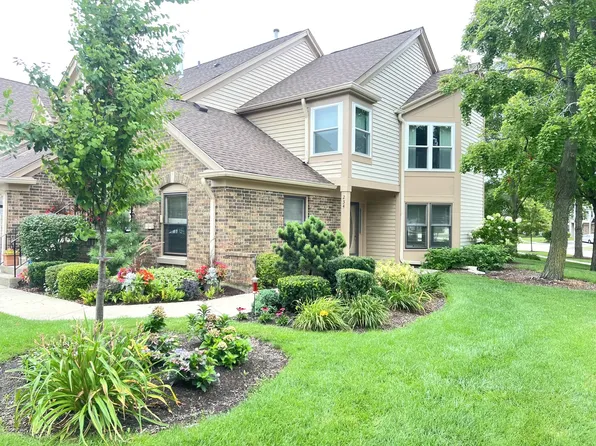 234 Willow Pkwy #234, Buffalo Grove, IL 60089