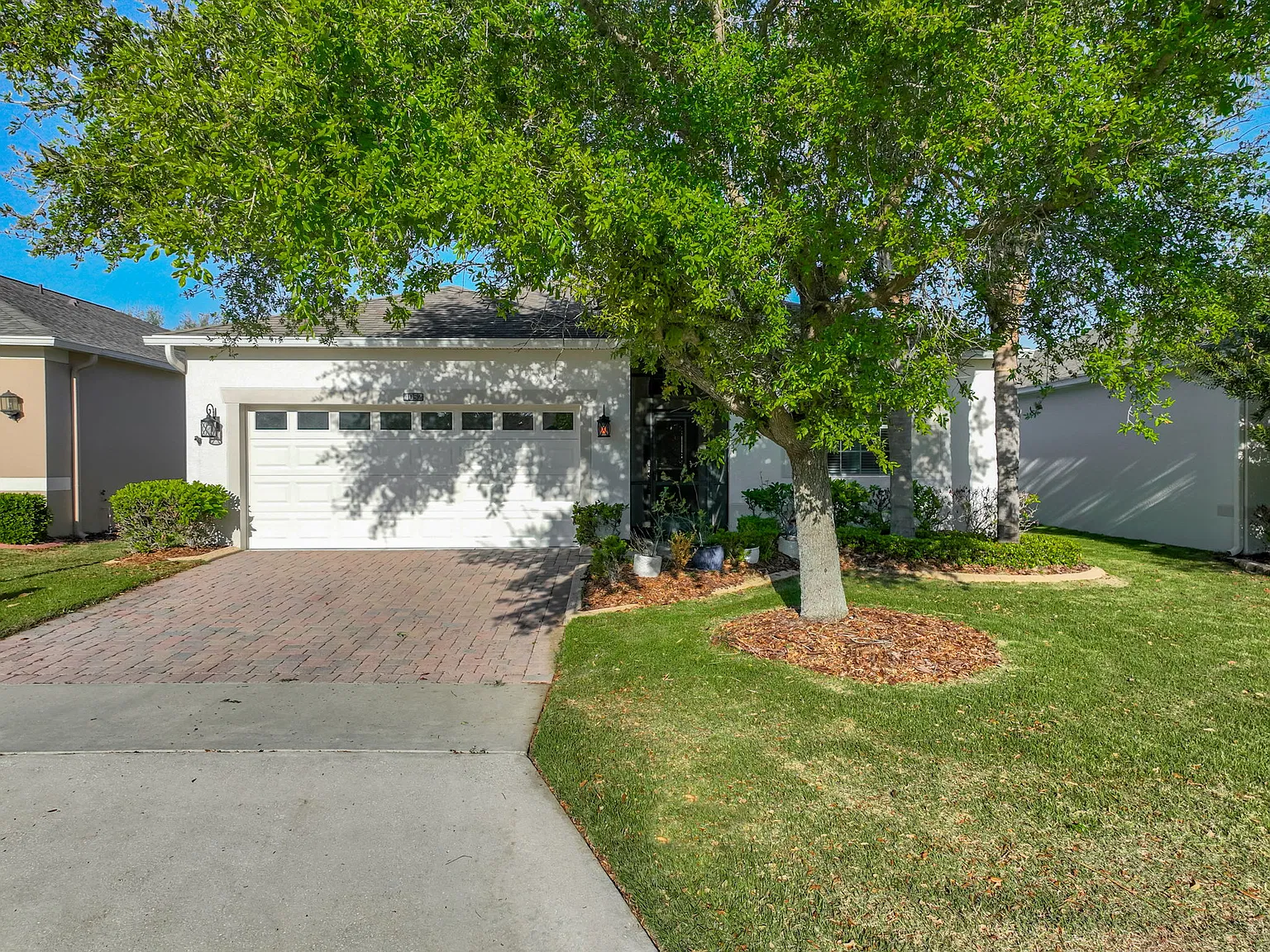 3 bed, 1672 sqft, $2,400 — Photo 2