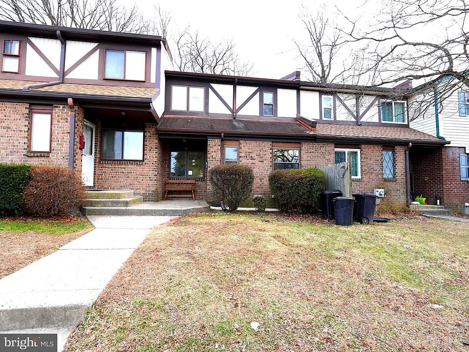 1st image of 51 Hollybrooke Dr