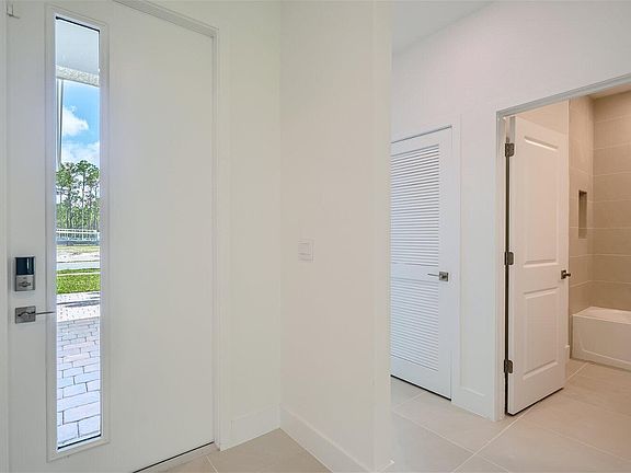 2nd image of 6671 SE Park Trace Drive