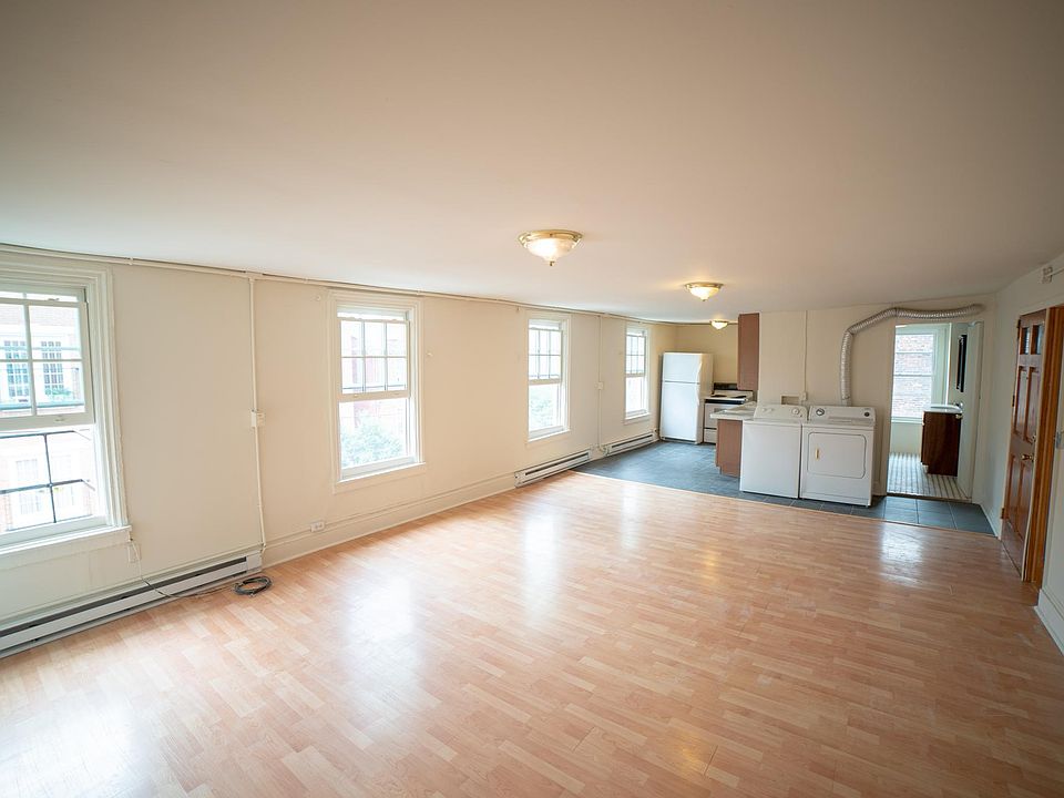 1st image of 262 E Girard Ave APT 3