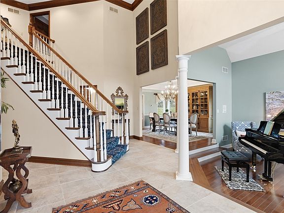 5th image of 109 Brookside Ln