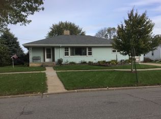 602 State St, Dysart, IA 52224