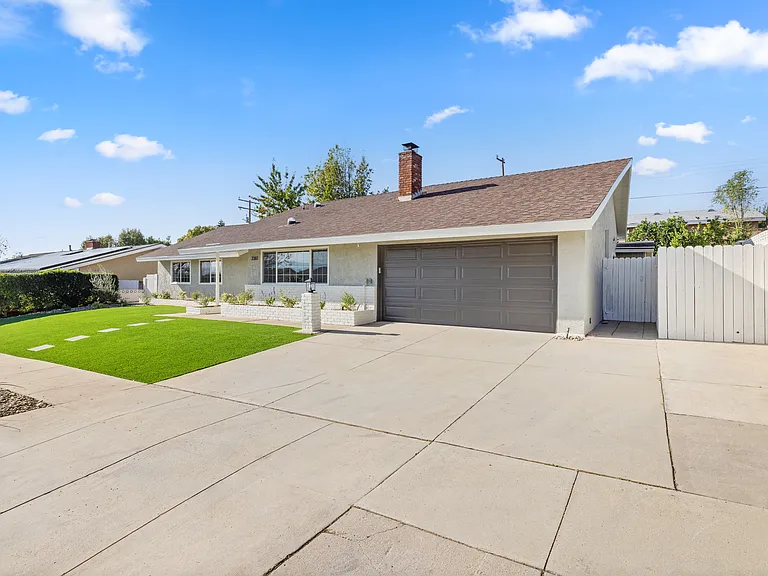3361 Wichita Falls Ave #B — Photo 3