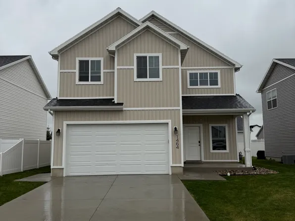 1464 W 2055 S, Wellsville, UT 84339