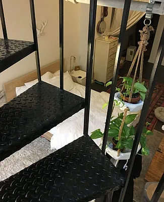 Rented by City Vista Inc | media 27