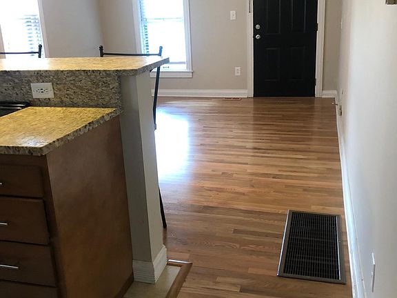 4th image of 1282 Hunter Ave #3