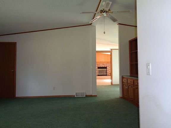 3rd image of 9079 Nora Ln