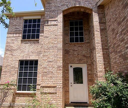 3rd image of 1068 Twin Brooks Dr