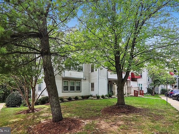 3rd image of 3303 Sir Thomas Dr #6-A-41