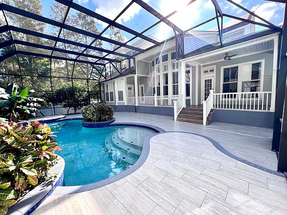 Brand new pool deck December 2022