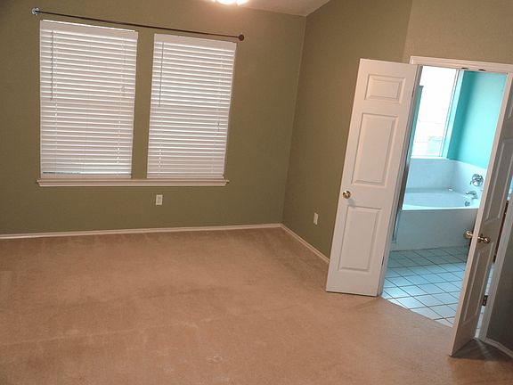 5th image of 9500 Sanford Dr