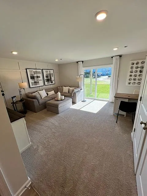 215 Macoun Way — Photo 4
