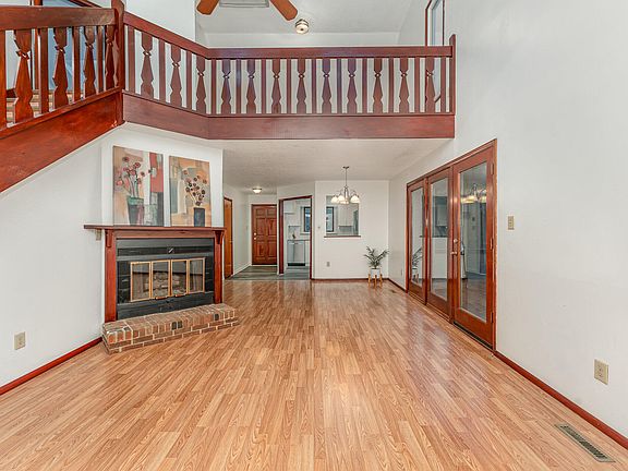 2nd image of 109 Essex Dr