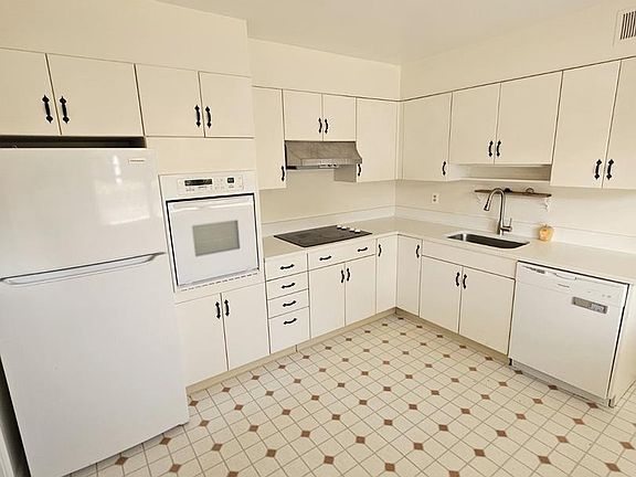 5th image of 4106 N Richmond St