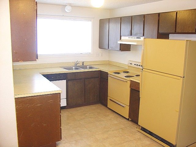 2nd image of 1410 Lake Elmo Dr APT 2
