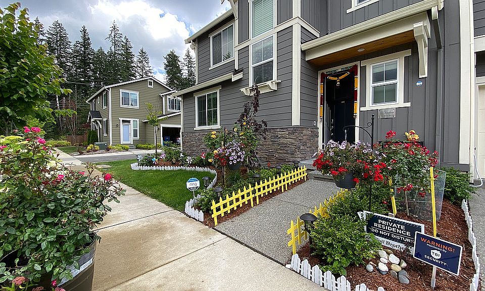 2nd image of 4606 187th Pl SE