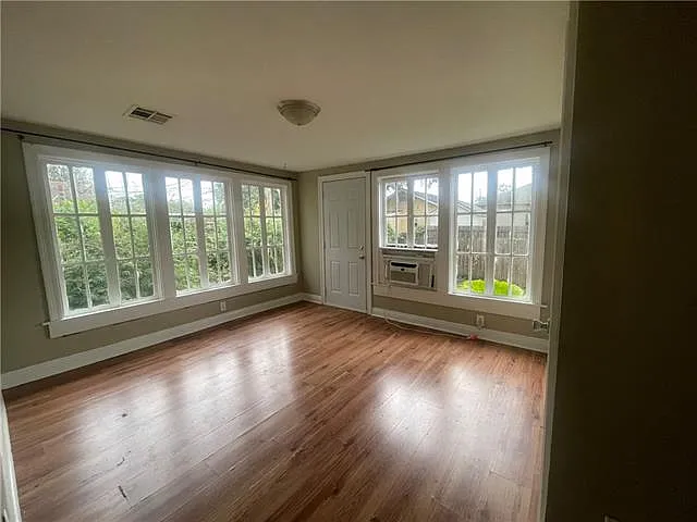 5547 Rosemary Pl — Photo 7